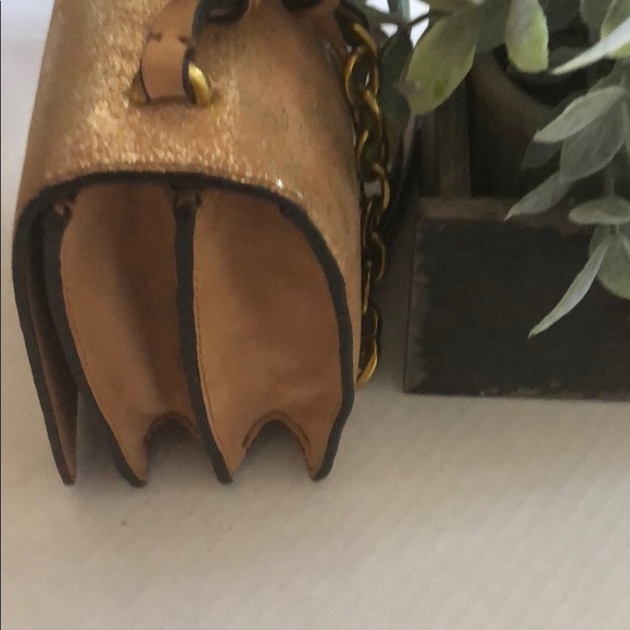 Tory Burch distressed gold bag, EUC! - Picture 7 of 8